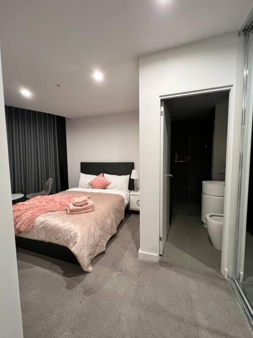 Comfy 2 Bed Apartment In The Heart Of Melbourne Ngoại thất bức ảnh
